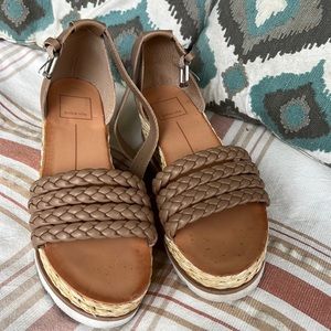 Dolce vita wedge hills